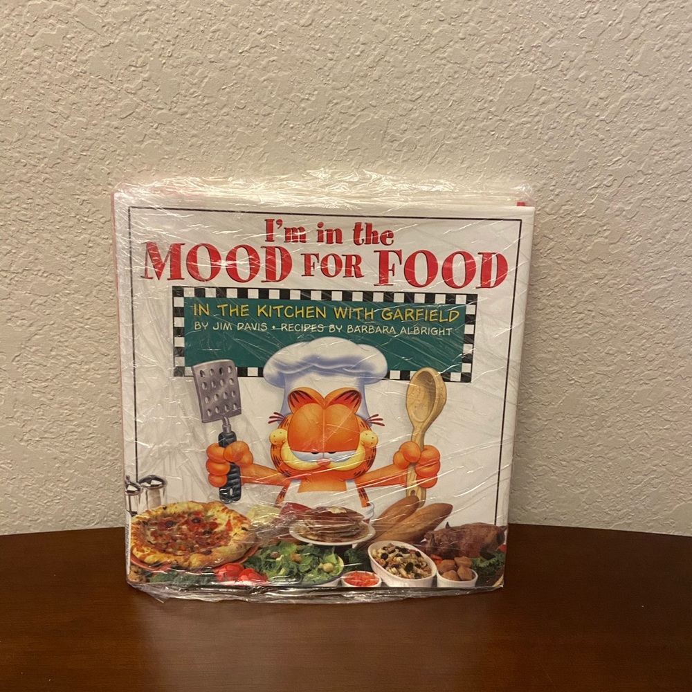 I’m in the Mood for Food Garfield Cookbook